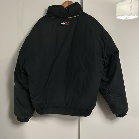 Vintage Tommy Hilfiger ski jacket - Picture 7 of 10